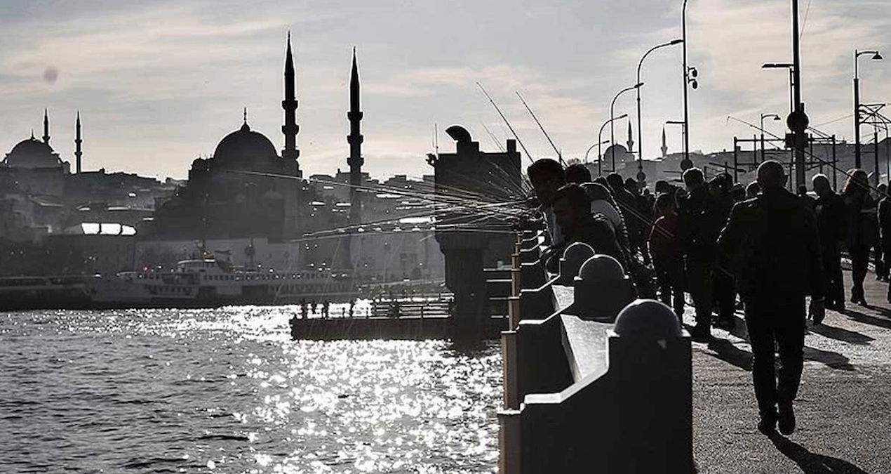 Kritik Açıklama: İstanbullular çarşambaya dikkat: Hava 10 derece birden soğuyacak - Haberleri