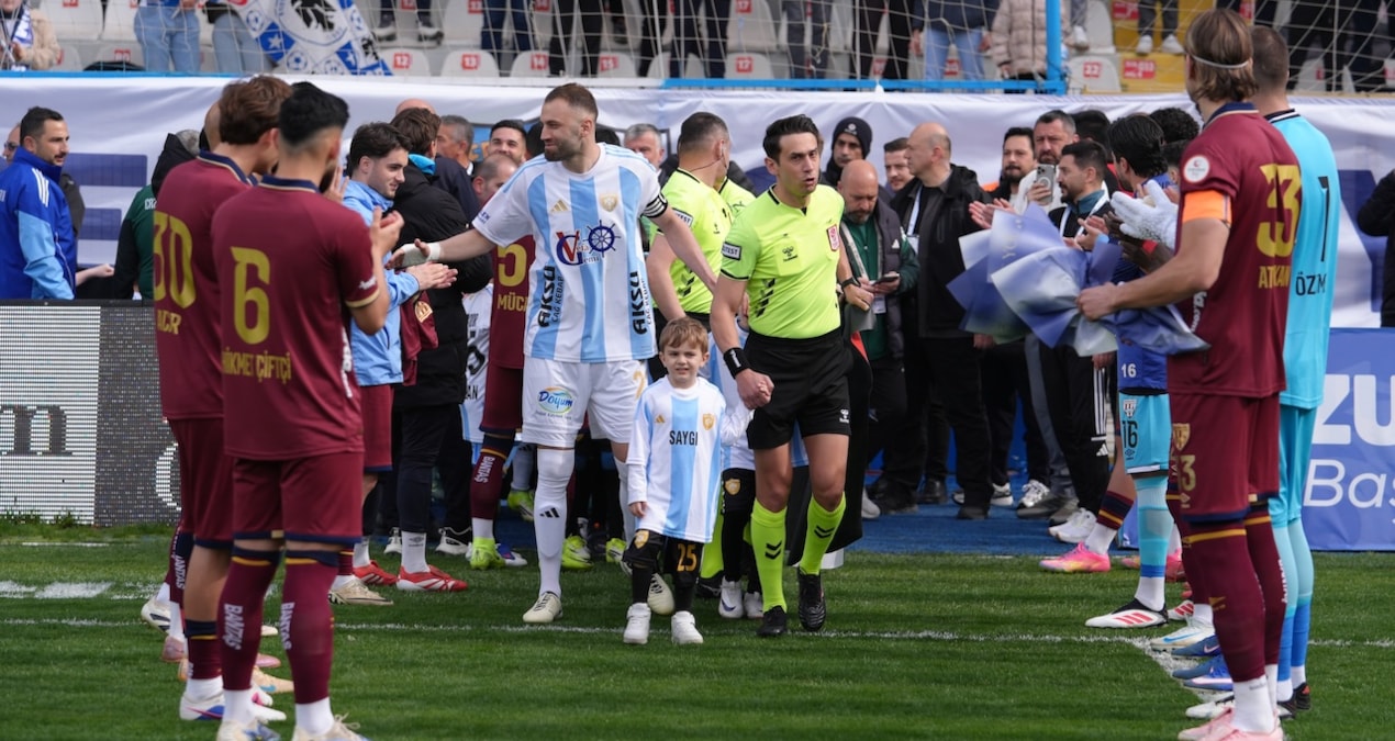 Ayrıntılar Netleşti: İşte futbol, işte centilmenlik! Derbi öncesi Erzurum’da örnek hareket - Haberleri - Son D