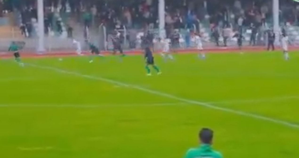 İşte futbolumuzun geldiği nokta! Anonsçu, 90+3'teki golde hakemin annesine küfretti - Haberleri ve Merak Edile