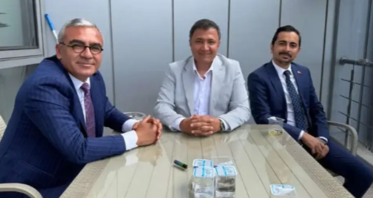 Kritik Açıklama: İşte Özgür Özel'i kızdıran paylaşım - En Son Haber ve Merak Edilenler