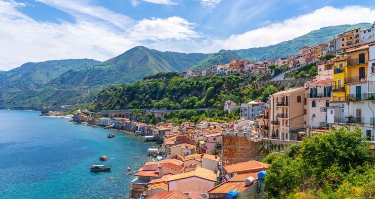 Sıcak Gündem: İki yıl boyunca maaş verecekler: İtalya'nın bu bölgesine taşınanlar aylık 800 Euro alacak - Son