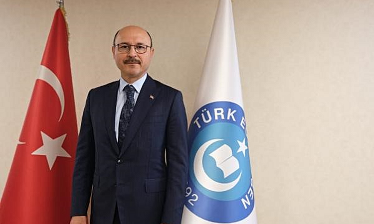 İzmir Bölge İdare Mahkemesi proje okulu öğretmeninin süre uzatma reddine 'dur' dedi | İşte Tüm Ayrıntılar