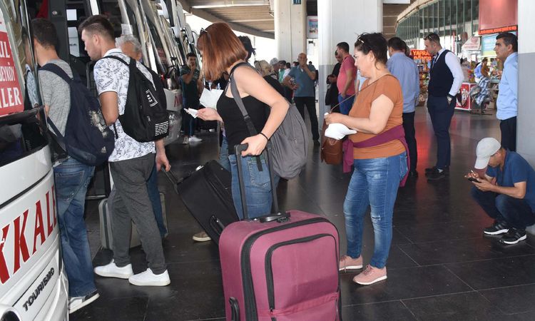 Kritik Açıklama: İzmir Otogarı için tahliye kararı! Yargıtay son noktayı koydu - Son Dakika Haberleri - Son Da