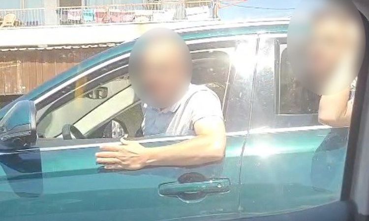 Son Gelişme: İzmir Otoyolunda Yol Tartışması Taşlı Saldırıya Dönüştü - Son Dakika