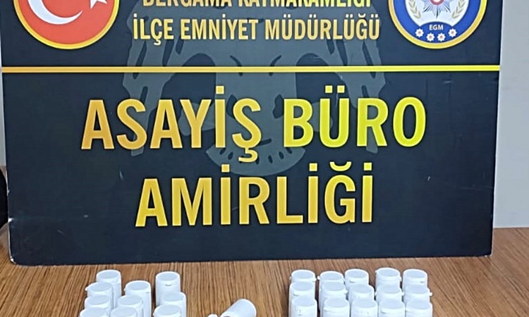 İzmir’de uyuşturucu operasyonunda 2 şüpheli hakkında tutuklama kararı verildi ve Merak Edilenler