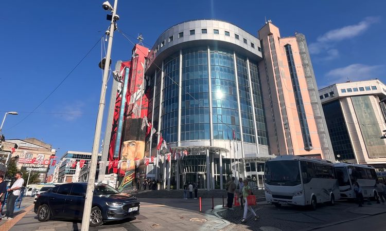 Ayrıntılar Netleşti: İzmit Belediye Başkanı ile eşi gözaltı işlemi uygulandı - Son Dakika | İşte Tüm Ayrıntıla