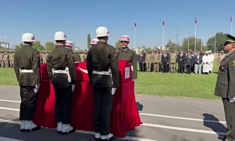 Iğdır’da şehit er Ziya Koparan için askeri tören düzenlendi - Son Dakika Bilgileri