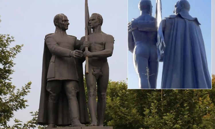 Gündemden Son Bilgiler: Bir ilimizi karıştıran çıplak heykel! İki parti olayı yargıya taşıdı - Son Dakika: Gel