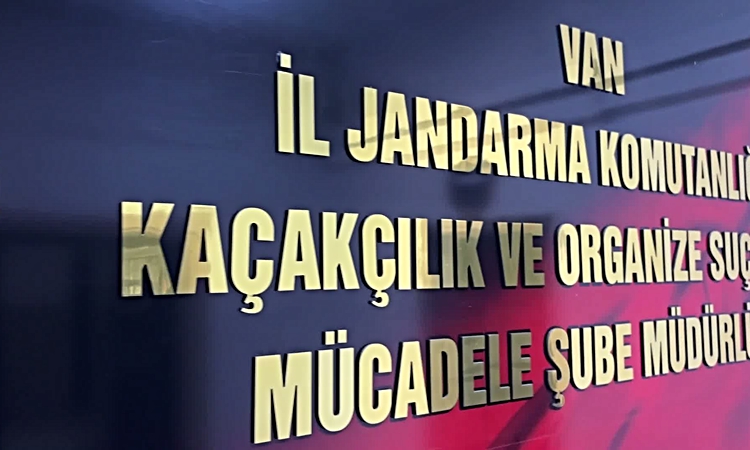 Jandarma'dan 8 ilde 9 organize suç örgütüne operasyon: 76 şüpheli yakalandı