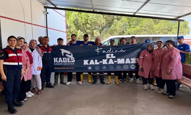 Sıcak Gündem: Jandarmadan vatandaşlara KADES bilgilendirmesi - Son Dakika Haberleri ve Merak Edilenler