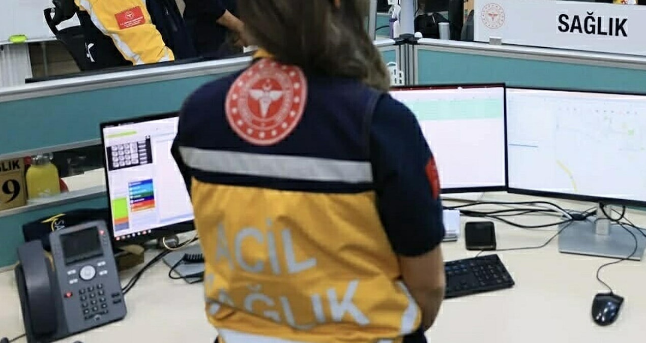 Son Gelişme: Bu kadarı da olmaz! 112'yi arayıp Sevgililer Günü pastası istediler - En Son Haber ve Merak Edile