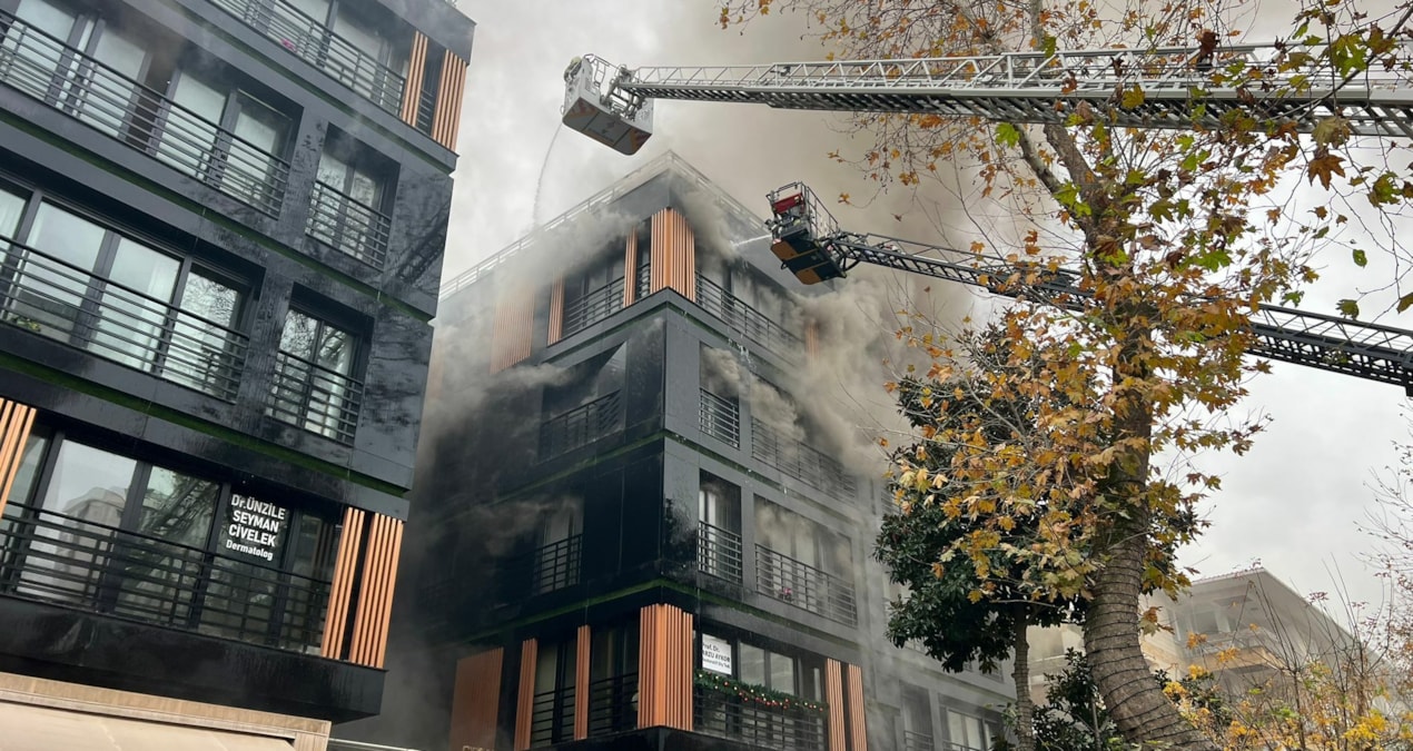 Kritik Açıklama: Kadıköy'de 4 katlı binada yangın - Son Dakika ve Merak Edilenler
