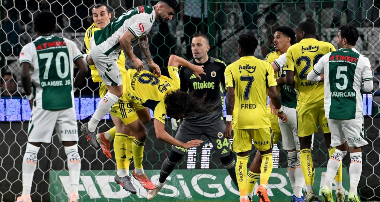 Gündemden Son Bilgiler: Kafa travması geçirdi! Fenerbahçe'de korkutan sakatlık - En Son Haber - Son Dakika Bil