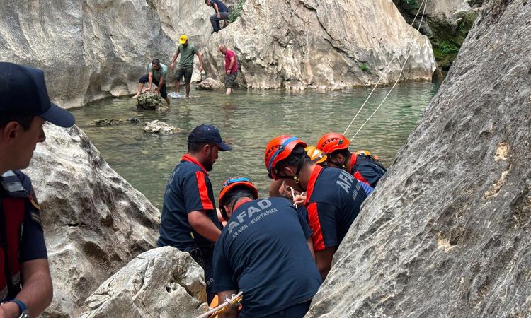 A 14-year-old boy trapped in a cave in Kahramanmaraş was rescued - News