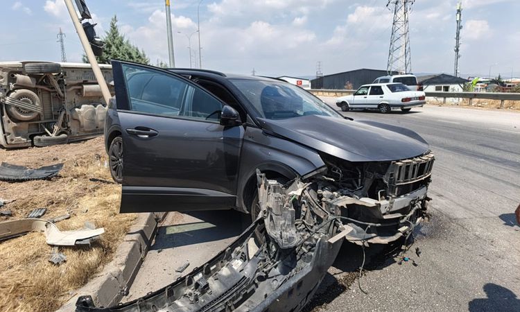 Son Gelişme: Kahramanmaraş'ta Trafik Kazası: 3 Yaralı - Son Dakika Haberleri | İşte Tüm Ayrıntılar