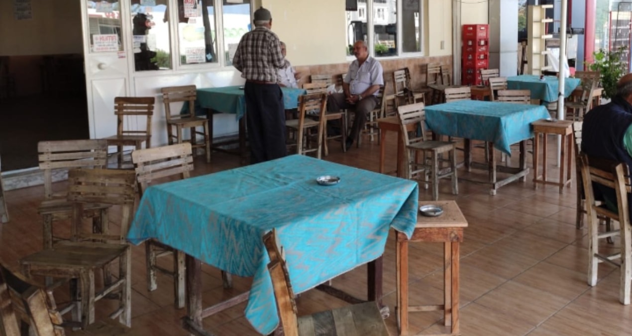 Kahveye giden kocalar aman dikkat! Artık boşanma sebebi - Haberleri: Gelişmeler Takip Ediliyor