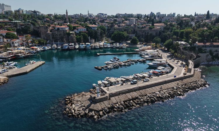 Kaleiçi'nde kruvaziyer liman için ilk adım - Son Dakika Haberleri: Gelişmeler Takip Ediliyor