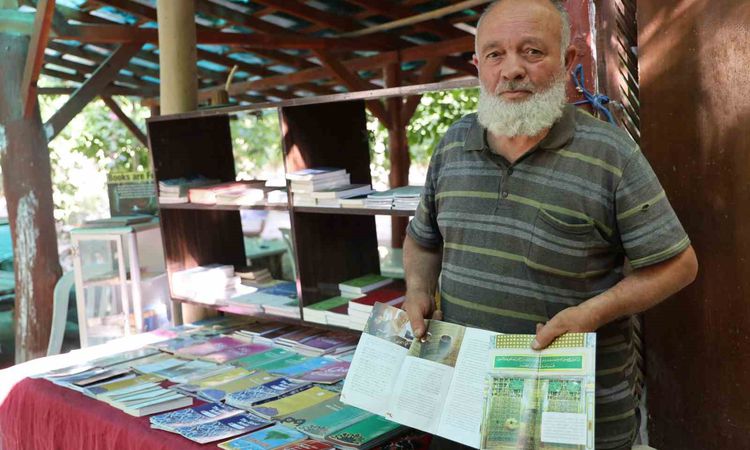 Sıcak Gündem: Kapadokya'daki 2 metrekarelik kütüphane: 30 yıldır turistlere İslam'ı anlatıyor - Son Dakika: Ge