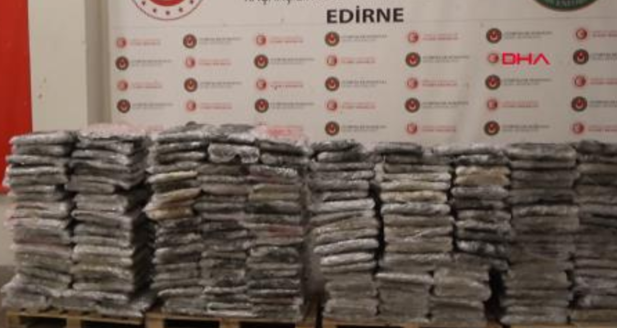Half a ton of drugs were seized in a truck in Kapıkule! All hidden among frozen chickens - News