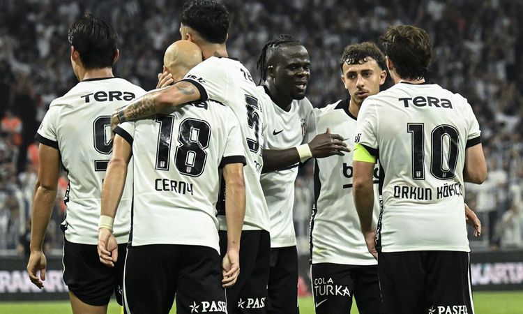 Sıcak Gündem: Kara Kartal pençeyi vurdu! Beşiktaş UEFA Avrupa Ligi'nde Play Off Turu’na artış grafiği çizdi -