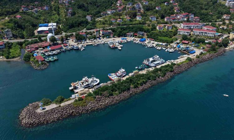 Son Gelişme: Karadenizli balıkçılar sezon için ağ bakımlarını sürdürüyor - Son Dakika: Gelişmeler Takip Ediliy