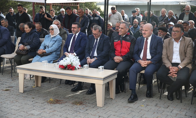 Kars'ta afetten zarar gören çiftçilere tohum ve arı kovanı dağıtıldı: Gelişmeler Takip Ediliyor