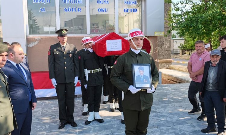 The Cyprus veteran who passed away in Kars was sent off on his last journey - News
