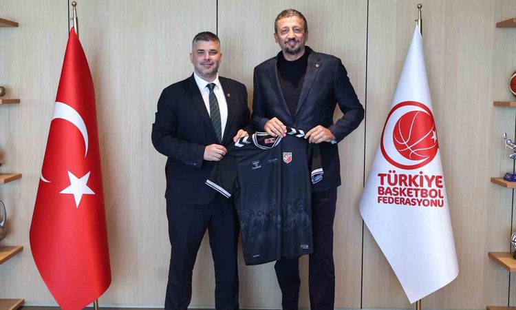 Sıcak Gündem: Karşıyaka Başkanı Tusder, TBF Başkanı Türkoğlu ile Basketbol Projelerini Görüştü - Son Dakika Ha