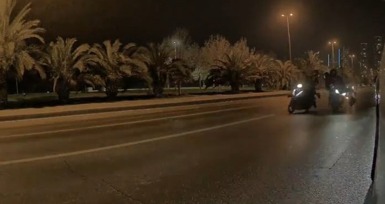 Son Gelişme: Kartal'da 2 motosikletin çarpıştığı kaza anı - En Son Haber ve Merak Edilenler
