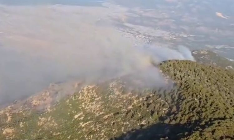 Son Gelişme: Kaş'ta orman alevlerının enerjisi düşürüldü - Son Dakika