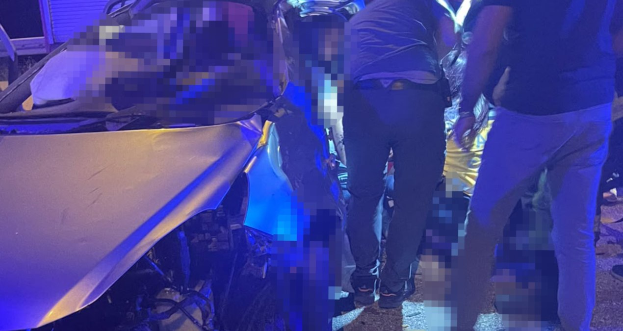 Kritik Açıklama: Kayseri’de hafif ticari araç ile otomobil çarpıştı: 1 ölü, 6 yaralı - Son Dakika ve Merak Edi