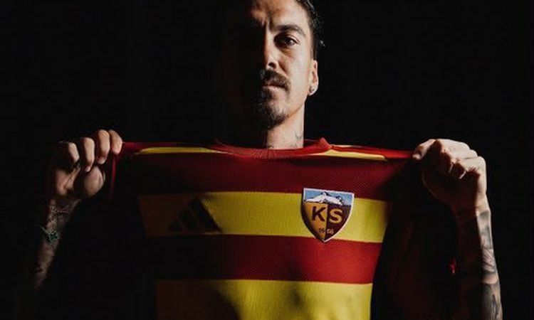 Kritik Açıklama: Kayserispor, Cenk Şen'i Kadrosuna Kattı - Haberleri - Son Dakika Bilgileri