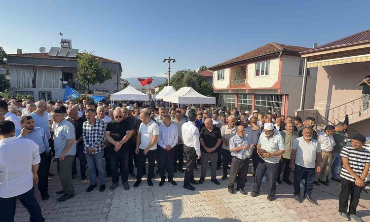 Gündemden Son Bilgiler: Kelkit Irmağı'nda Kaybolan Genç İçin Gıyabi Cenaze Namazı - Son Dakika Haberleri: Geli