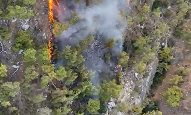 Ayrıntılar Netleşti: Kemer'de Orman Yangını: Havadan ve Karadan Müdahale resmen start aldı - Son Dakika Haberl