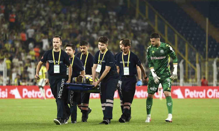 Kerem Aktürkoğlu maçta sakatlandı ve Merak Edilenler