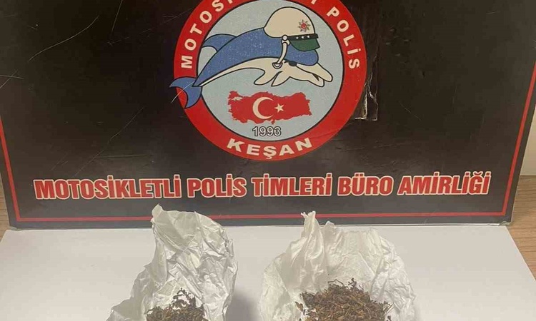 Keşan'da polis denetimlerinde 24,13 gram uyuşturucu ve ruhsatsız tabanca bulundu - Son Dakika Bilgileri