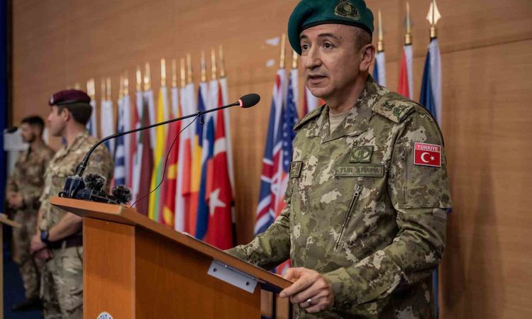 Ayrıntılar Netleşti: KFOR, Mitroviça Köprüsü'ndeki varlığını azaltıyor - Son Dakika Haberleri | İşte Tüm Ayrın