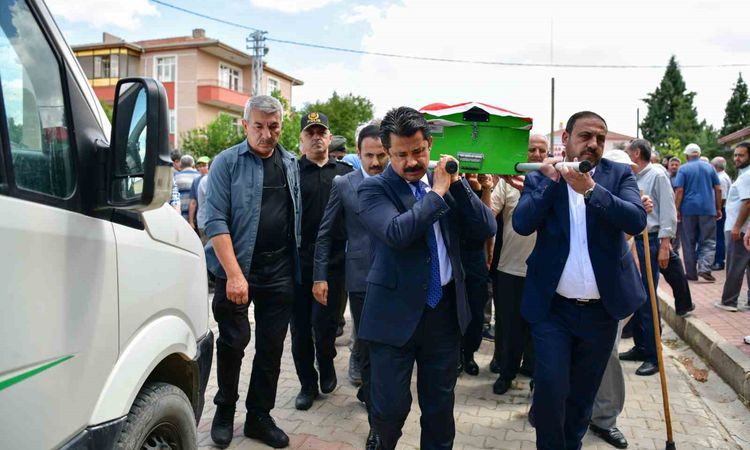 Kritik Açıklama: Kıbrıs Gazisi Hidayet Düzen Son Yolculuğuna Uğurlandı - Son Dakika - Son Dakika Bilgileri