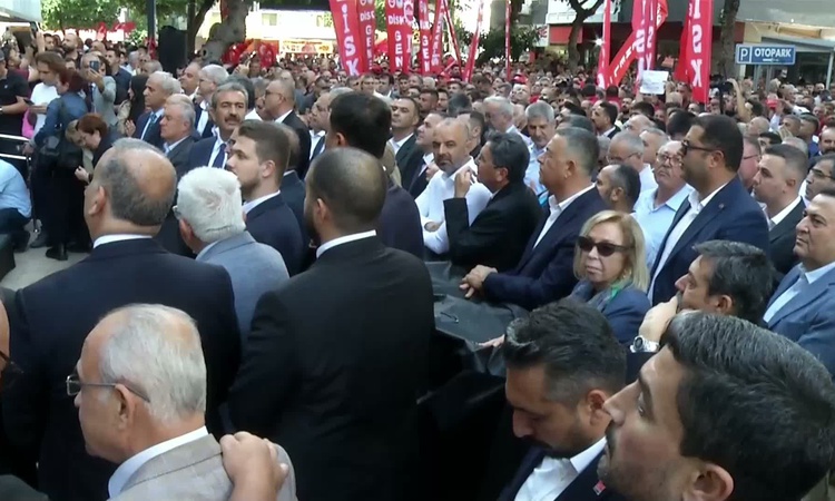 Kılıçdaroğlu, gözaltına alınan Vahap Seçer'in derhal serbest bırakılmasını istedi