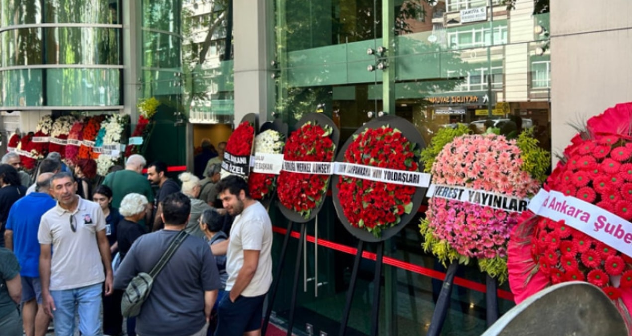 Another shock for Kılıçdaroğlu: Even the flowers were not requested at the funeral, the florist took them back - News