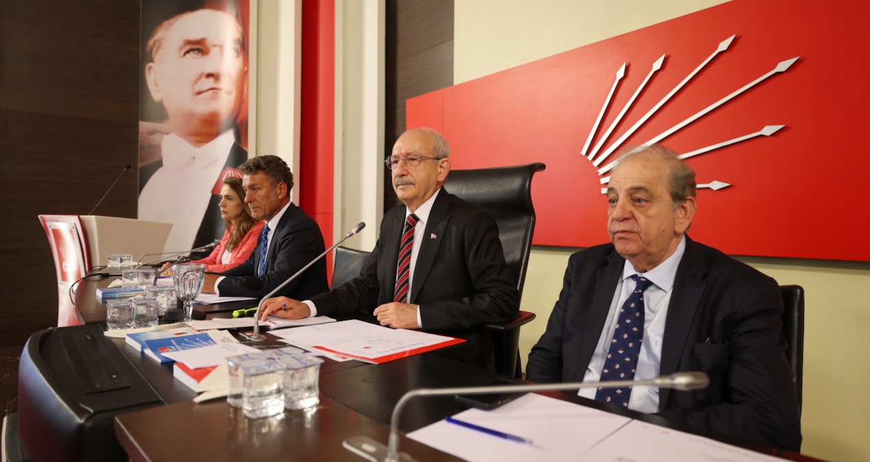 Gündemden Son Bilgiler: Kılıçdaroğlu yönetimi ısrarcı: Kurultay yapılamaz, il ve ilçe kongreleri yapacağız - S