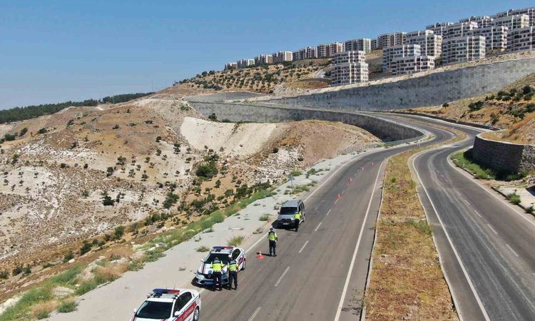 Ayrıntılar Netleşti: Kilis'te Drone Destekli Trafik Denetimi - Son Dakika - Son Dakika Bilgileri