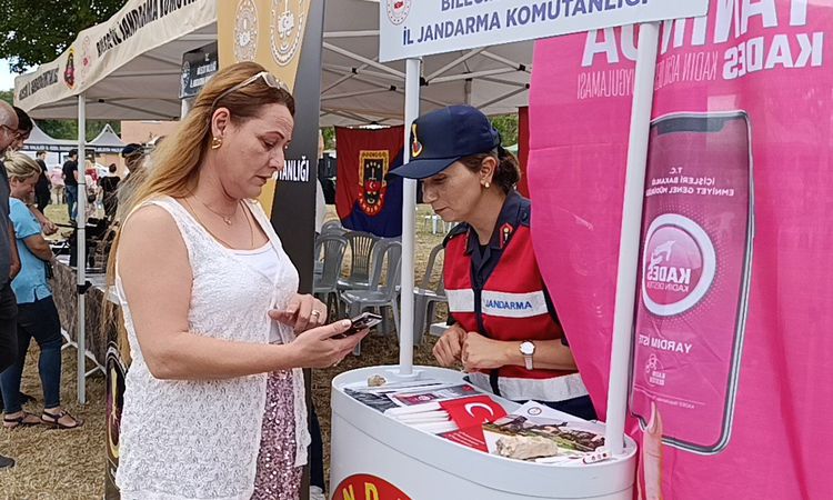 Sıcak Gündem: Kınık Çömlekçilik Festivali'nde 500 Kadına KADES Anlatıldı - Son Dakika