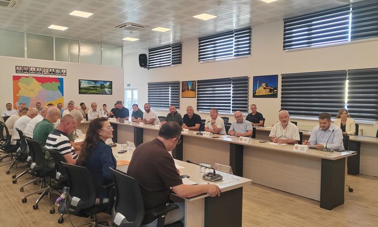 Gündemden Son Bilgiler: Kırklareli'ne İki Çöp Toplama Aracı İçin Bakanlıktan Destek - Haberleri | İşte Tüm Ayr