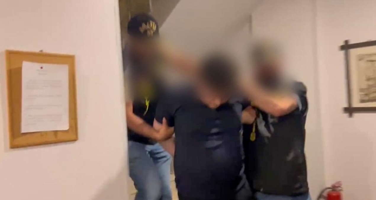 Ayrıntılar Netleşti: Kırmızı Bültenle aranan uyuşturucu kaçakçısı Mersin'de yakalandı - En Son Haber: Gelişmel