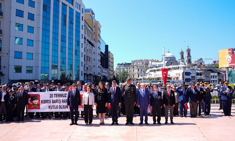 Son Gelişme: KKTC'nin 20 Temmuz Bayramı İçin Taksim'de Tören - Haberleri - Son Dakika Bilgileri
