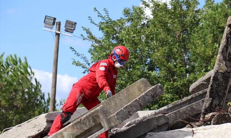 Ayrıntılar Netleşti: Kocaeli'de 6 İl Katılımlı Deprem Tatbikatı resmen start aldı - Son Dakika Haberleri | İşt