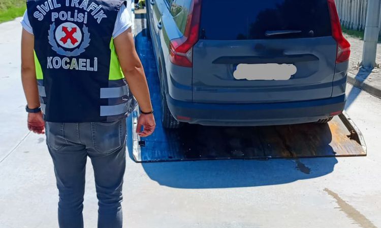 Son Gelişme: Kocaeli’de korsan taşımacılığa 200 bin lira ceza - Son Dakika Haberleri: Gelişmeler Takip Ediliyo