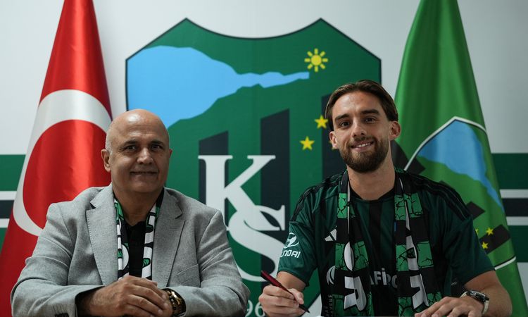 Gündemden Son Bilgiler: Kocaelispor, Berkan Kutlu'yu Transfer Etti - Haberleri