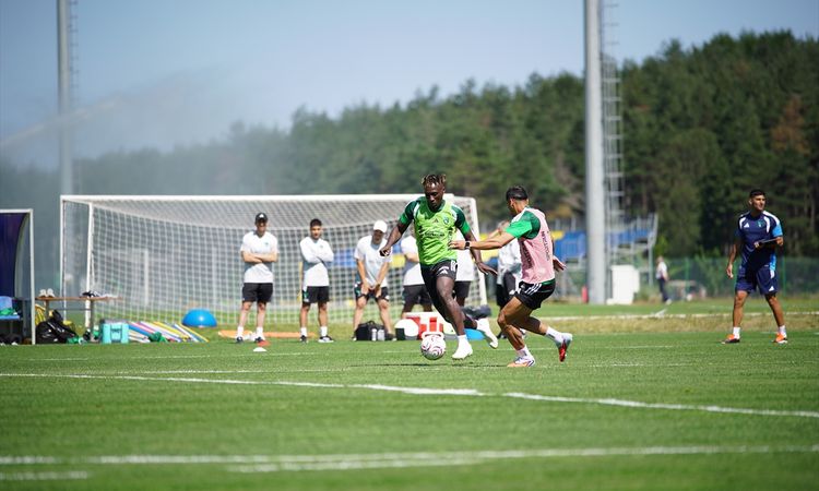Kocaelispor, yeni sezon hazırlıklarını Düzce'de sürdürdü - Son Dakika ve Merak Edilenler